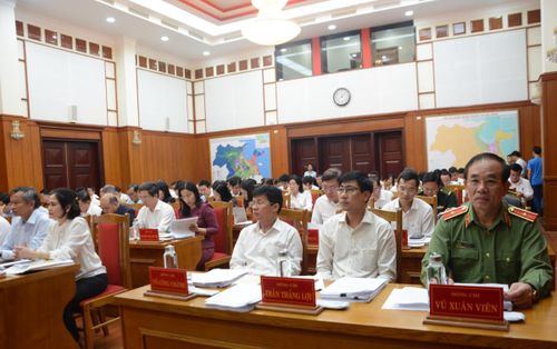 Các đại biểu dự hội nghị