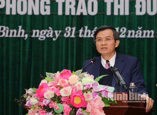 Đồng chí Bí thư Tỉnh ủy Đoàn Minh Huấn phát biểu tại hội nghị.