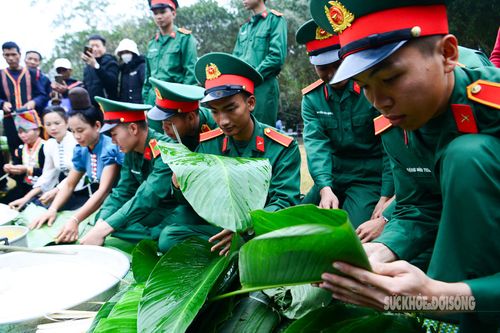 Ban tổ chức cho biết, hoạt động này được Làng Văn hóa - Du lịch các dân tộc Việt Nam duy trì phối hợp với các đơn vị tổ chức thường xuyên hằng năm, góp phần giới thiệu nét văn hóa đặc sắc truyền thống Tết cổ truyền của dân tộc Việt Nam.