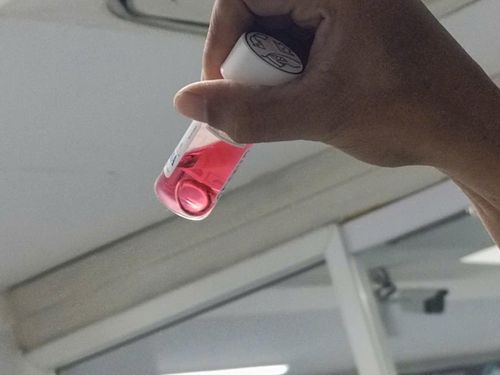 Hình ảnh giác mạc của một người bệnh chết não.