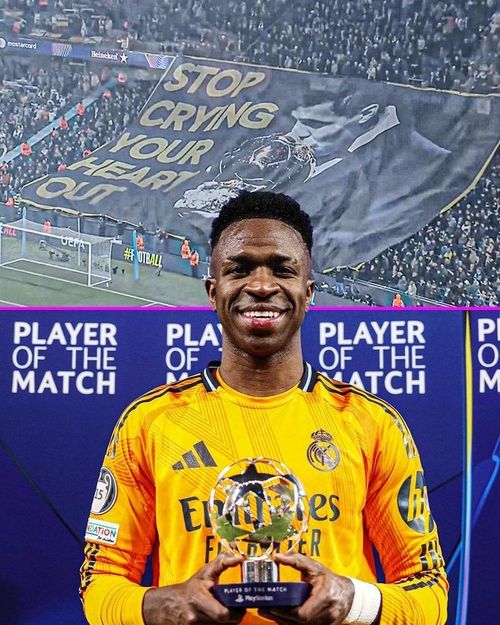 Vinicius nhận giải “Cầu thủ xuất sắc nhất trận” khi Real Madrid thắng 3-2 Man City