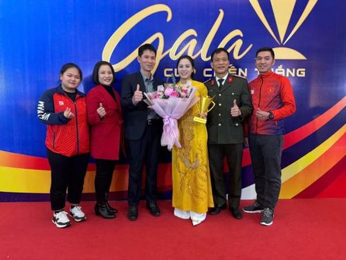 Trịnh Thu Vinh được vinh danh là Vận động viên của năm tại Gala Cup chiến thắng 2024.