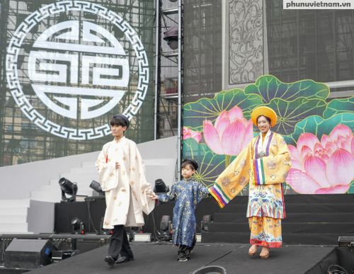 Không chỉ mang giá trị thẩm mỹ, BST còn thể hiện tinh thần gìn giữ và phát huy di sản văn hóa dân tộc.