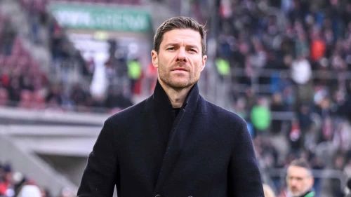 Xabi Alonso có một thỏa thuận đặc biệt với Leverkusen