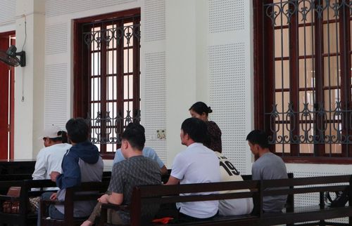 Một bị hại vì “sập bẫy” đường dây lừa đảo mà bị tán gia bại sản.