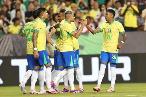 Tuyển Brazil chưa đáp ứng được kỳ vọng trong thời gian qua