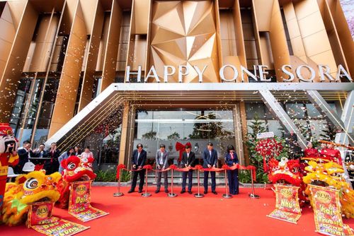  Sáng 17-5-2025, Vạn Xuân Group chính thức khai trương Nhà điều hành dự án Happy One Sora 