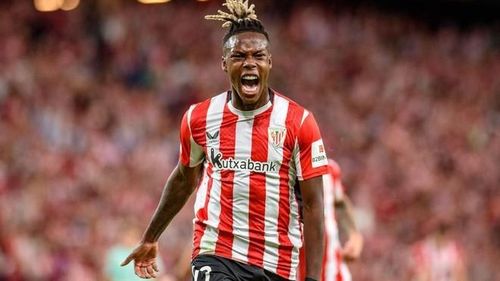 9. Nico Williams (Athletic Bilbao). Cầu thủ chạy cánh người Tây Ban Nha là ngòi nổ nguy hiểm trong đội hình Bilbao. Với kỹ thuật, tốc độ và khả năng xuyên phá, Nico để lại nhiều dấu ấn dù đội bóng xứ Basque dừng bước ở tứ kết.