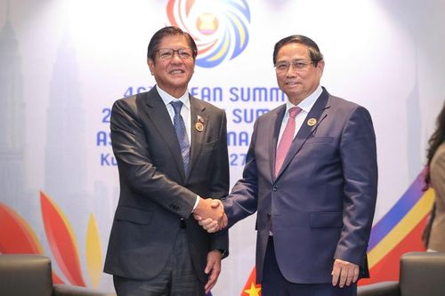 Thủ tướng Phạm Minh Chính và Tổng thống Philippines Ferdinand Romualdez Marcos Jr. - Ảnh: VGP/Nhật Bắc