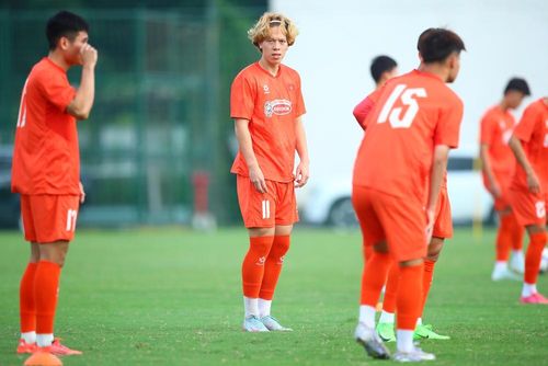Viktor Lê đã chơi rất tốt ở cả ĐT U22 cũng như V-League trong thời gian vừa qua. Ảnh: Kim Như
