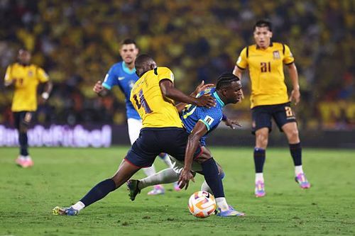 ĐT Brazil tiếp tục thi đấu mờ nhạt