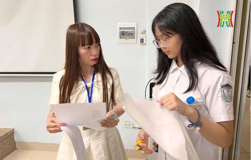 Điểm xét tuyển vào lớp 10 năm nay sẽ không nhân hệ số với môn Toán, Ngữ văn. Tổng điểm thi tối đa là 30 điểm, thay vì 50 điểm như các năm trước.