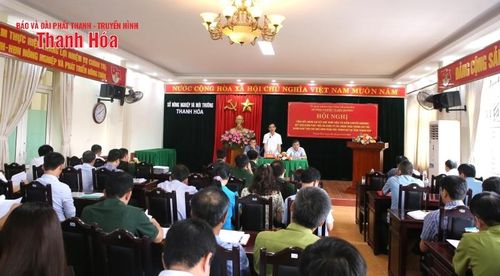 Toàn cảnh hội nghị.