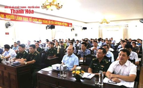 Các đại biểu tham dự hội nghị.