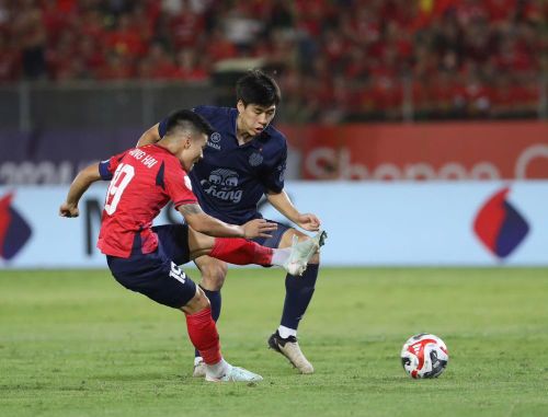 Quang Hải cùng đồng đội CAHN có thể đoạt HCĐ V-League 2024/25 như mục tiêu. Ảnh: Hoàng Linh