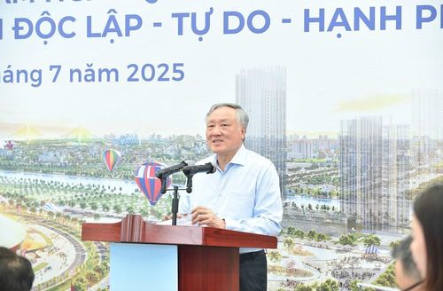 Phát biểu chỉ đạo, Phó Thủ tướng Thường trực Nguyễn Hòa Bình ghi nhận Bộ VHTTDL lựa chọn rất có ý nghĩa, toát lên mục đích tôn vinh lịch sử 80 năm xây dựng và bảo vệ Tổ quốc