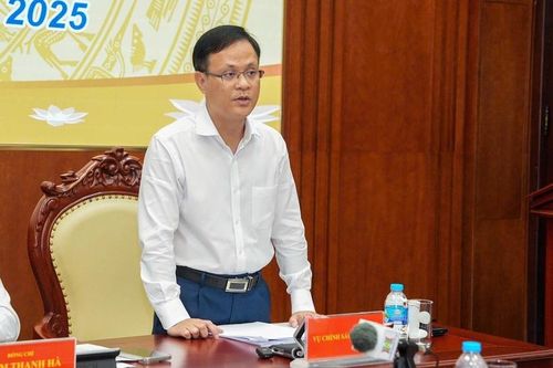 Ông Phạm Chí Quang, Vụ trưởng Vụ Chính sách tiền tệ phát biểu: Ảnh: SBV