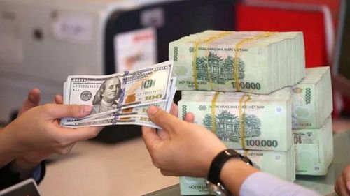  Tính từ đầu năm, đồng Việt Nam đã mất giá gần 3% so với đồng USD. 