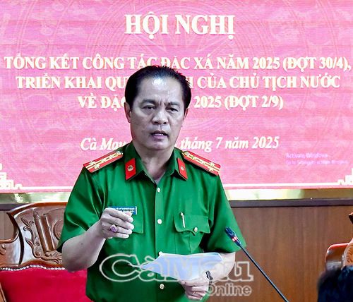 Sau hội nghị, Ban Giám đốc Công an tỉnh quán triệt nhiệm vụ cho các đơn vị liên quan.