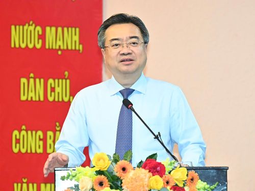  Phó Bí thư Thường trực Thành ủy, Bí thư Đảng ủy các cơ quan Đảng TPHCM Nguyễn Thanh Nghị phát biểu chỉ đạo và kết luận hội nghị. Ảnh: VIỆT DŨNG 