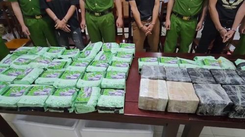 Số lượng ma túy thu giữ từ các đối tượng. Ảnh: CÔNG AN NGHỆ AN