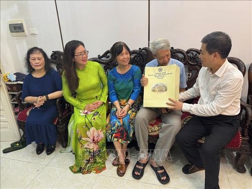 Phường Cửa Nam đã chỉ đạo từ sớm tới các phòng, các bộ phận xây dựng kế hoạch chi tiết, rà soát kỹ lưỡng, đảm bảo không bỏ sót, bỏ quên người nào. Ảnh: Vũ Quang/TTXVN