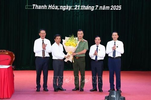 Thiếu tướng Tô Anh Dũng, Giám đốc Công an tỉnh Thanh Hóa được bầu bổ sung Ủy viên UBND tỉnh khóa XVIII, nhiệm kỳ 2021 - 2026. Ảnh: Hoa Mai/TTXVN
