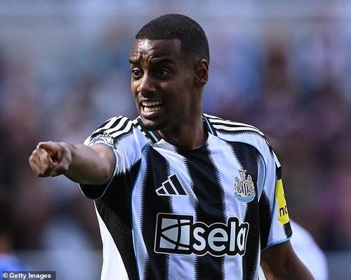 Việc Sesko chọn Newcastle có thể liên quan mật thiết đến việc Liverpool đang theo đuổi Alexander Isak.