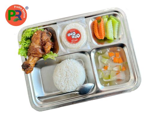  Các suất ăn được đề cao dinh dưỡng và an toàn vệ sinh thực phẩm 