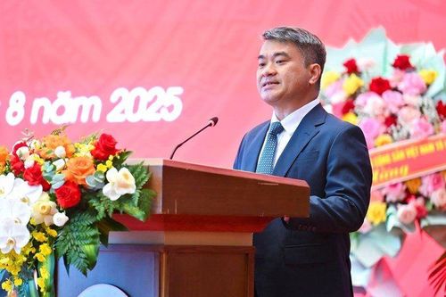 Thứ trưởng Bộ Tư pháp Nguyễn Thanh Tú tham luận tại Diễn đàn. Ảnh: P. THẮNG