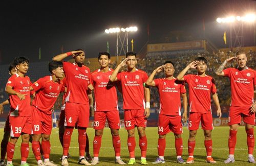Dưới bàn tay của HLV Lê Huỳnh Đức, đội bóng Công an Thành phố Hồ Chí Minh đã trở thành tập thể đang chơi đầy thăng hoa. Ảnh: VPF
