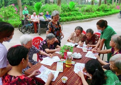 Việt Nam đang bước vào giai đoạn già hóa dân số nhanh