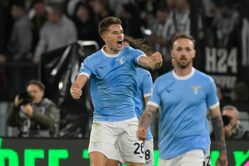 Lazio tạo khác biệt từ sớm. Ảnh: Lega Serie A