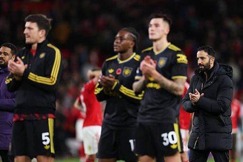 Tháng 12 đe dọa sự ổn định của Man Utd.