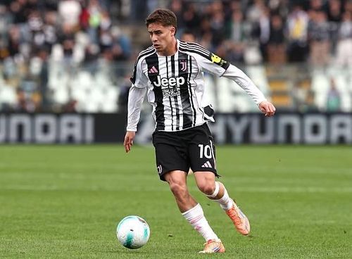Yildiz và Juventus chưa thể tìm ra tiếng nói chung.