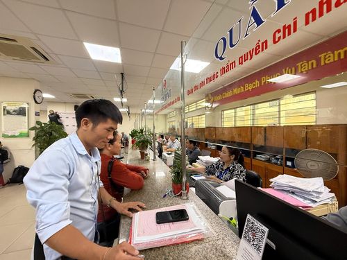 Các ý kiến góp ý nhấn mạnh vai trò của một Nhà nước pháp quyền hiện đại, liêm chính, phục vụ nhân dân và kiến tạo phát triển.