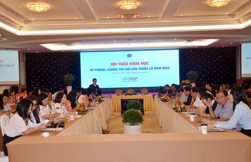 Các đại biểu tham dự hội thảo
