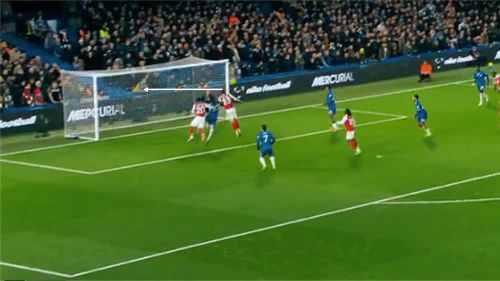 Merino đánh đầu lập công giúp Arsenal quân bình tỷ số