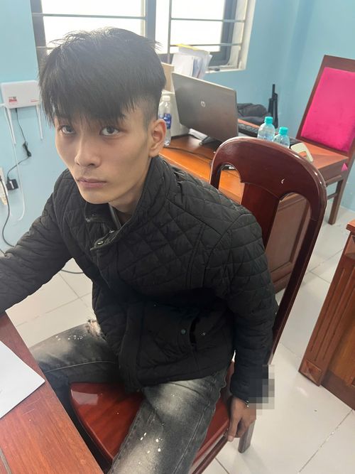 Đối tượng Phạm Ngọc Anh Khoa tại cơ quan công an. Ảnh: Công an cung cấp