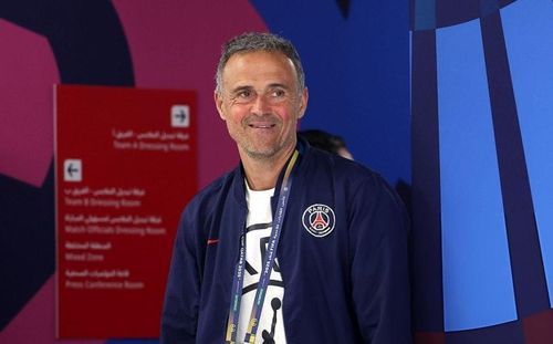 PSG sẵn sàng ký hợp đồng trọn đời với HLV Luis Enrique