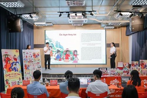Học sinh Trường Phổ thông liên cấp FPT Hà Nam thực hành bài học bằng áp dụng các phần mềm công nghệ số.