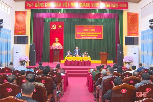 Phường Hải Ninh tổ chức hội nghị đối thoại với Nhân dân về chống khai thác IUU.