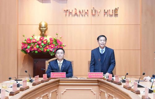 Đồng chí Nguyễn Văn Phương, Bí thư Tỉnh ủy Quảng Trị phát biểu tại hội nghị - Ảnh: Q.V