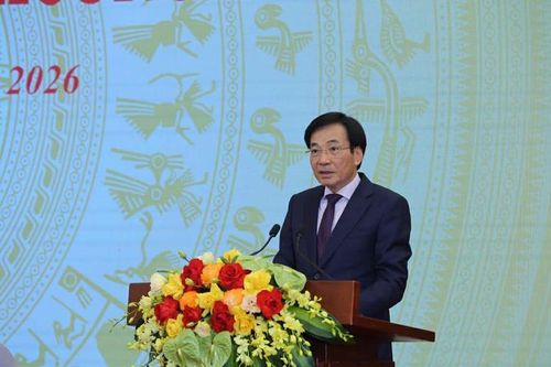 Bộ trưởng, Chủ nhiệm Văn phòng Chính phủ Trần Văn Sơn, Người phát ngôn của Chính phủ, chủ trì họp báo Chính phủ thường kỳ diễn ra chiều 8/1. Ảnh: VGP
