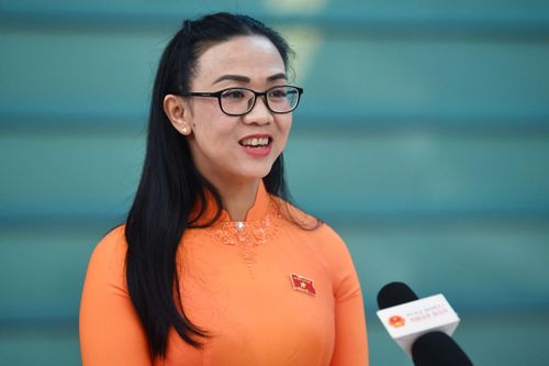 Đại biểu Trịnh Thị Tú Anh - đoàn Lâm Đồng.