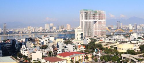 Nhiều dự án, đất đai được tháo gỡ vướng mắc, đi vào thi công sôi động. Ảnh: HOÀNG HIỆP