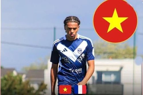 Tiền vệ Việt kiều Rahni Moreau Nguyen có bố là người Pháp và mẹ là người Việt Nam, mang họ kép Moreau Nguyen như niềm tự hào về cội nguồn Việt Nam.