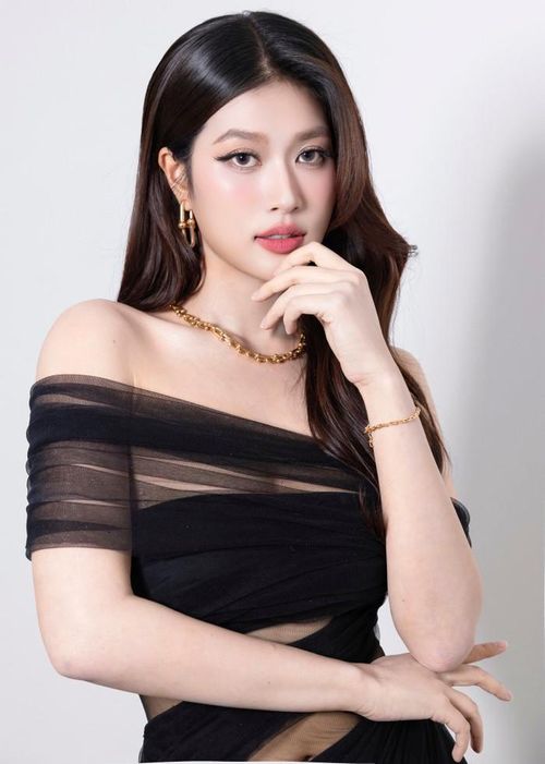 Thiên Ân lần đầu "chạm ngõ" điện ảnh và đã đạt được giải thưởng tại Ngôi Sao Xanh (Ảnh: FBNV).