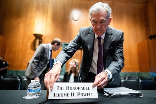  Ông Powell trong phiên điều trần hồi tháng 6/2025. Ảnh: Bloomberg. 
