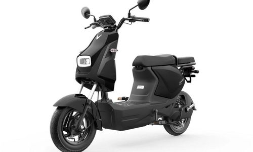Vinfast Evo cũng không có sự thay đổi nào về kiểu dáng, chỉ đơn thuần hỗ trợ thêm khả năng đổi pin